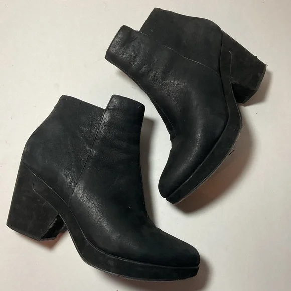 Eileen Fisher Black Leather Booties - Picture 1 of 14